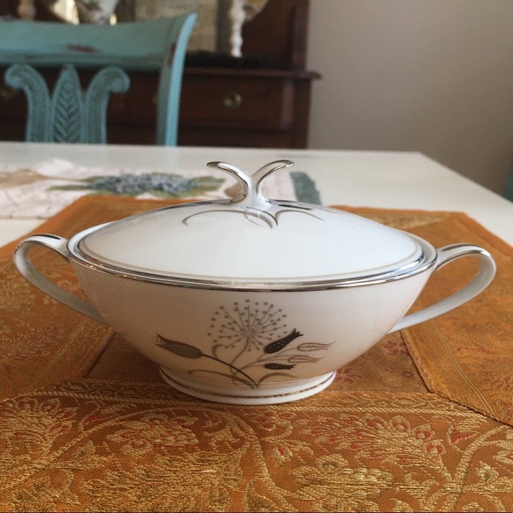 THREE Mid Century Matching China Pieces - Picture 5 of 8